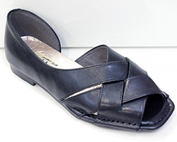 外反母趾予防パンプス